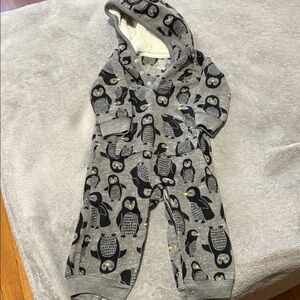 Adorable Penguin Print Baby Onesie